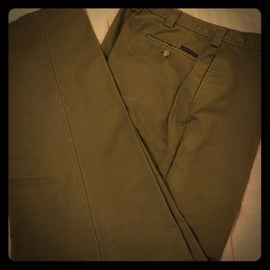 Haggar 36 x 34 Olive Green Khaki Pants